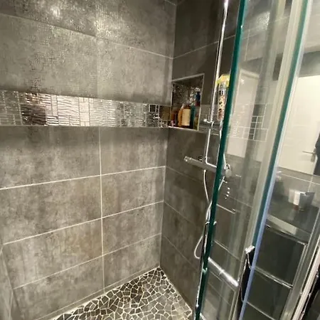 Apartman Spacieux Et Luxueux A 150 Metres Des Plages Antibes